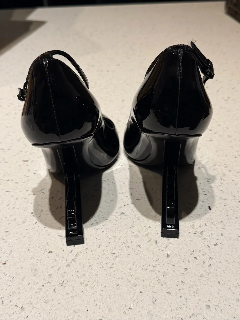 Saint Laurent Patent Pointed-Toe Stiletto Pumps with Sculpted Heel - Picture 4 of 10